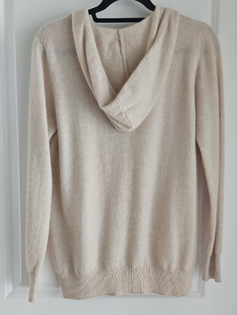 C by Bloomingdale's Beige Cashmere Sweater - Picture 3 of 3